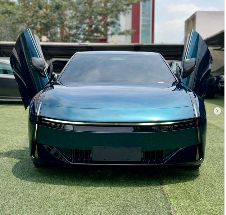 XPeng P7