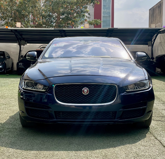 2017 Jaguar XE