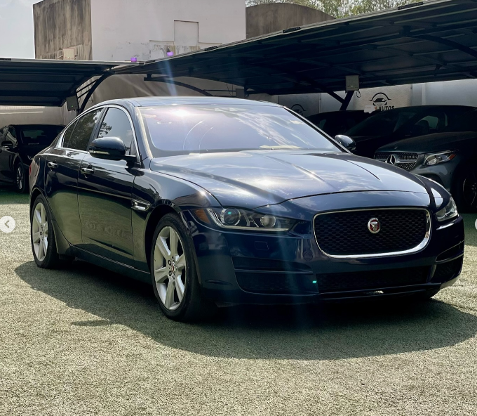 2017 Jaguar XE