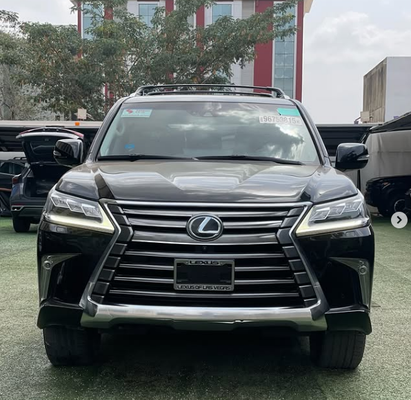 2017 Lexus LX570