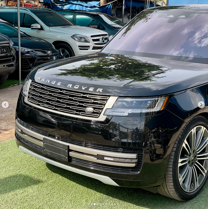 2024 Range Rover Vogue