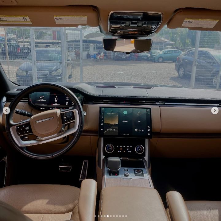 2024 Range Rover Vogue