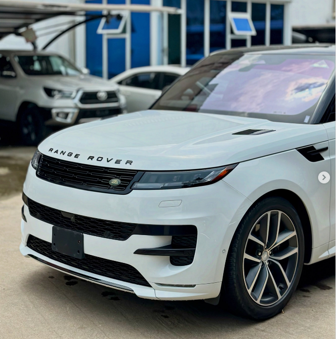 2024 Range Rover Sport P400